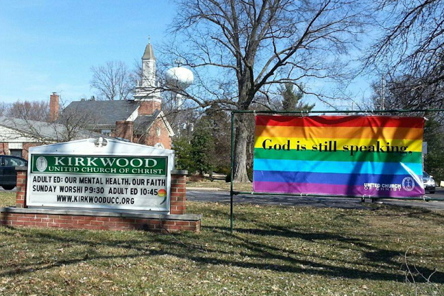 Rainbow banner outside Kirkwood (Mo.) UCC