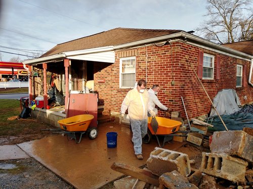 York_County_flooded_house_sized.jpg